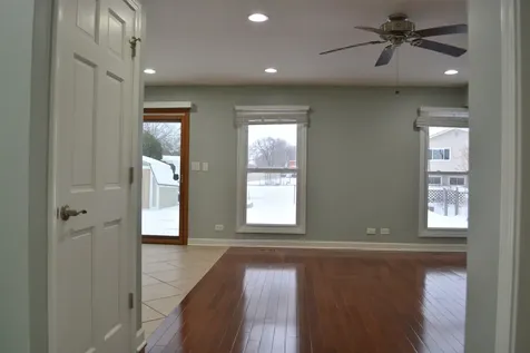 1203 Timber Drive Elk Grove Village IL 60007