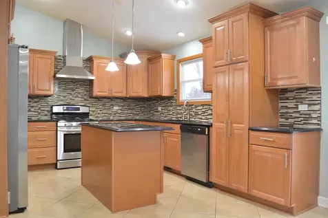 1203 Timber Drive Elk Grove Village IL 60007