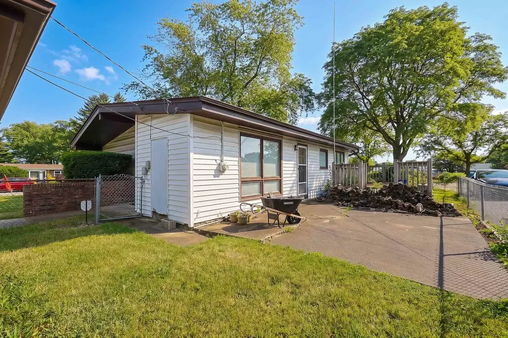 4103 Wren Lane Rolling Meadows IL 60008