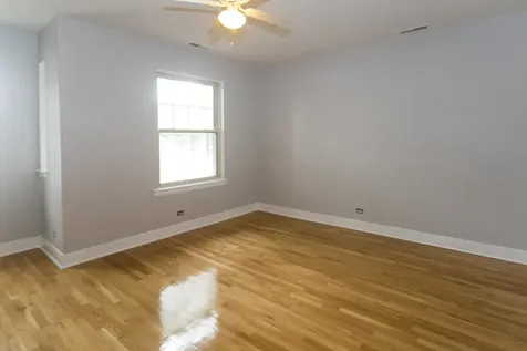 4450 North Sheridan Road Chicago IL 60640