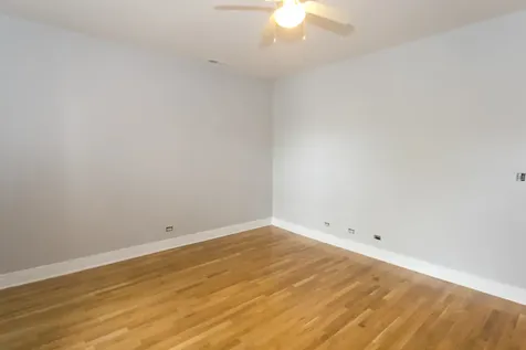 4450 North Sheridan Road Chicago IL 60640