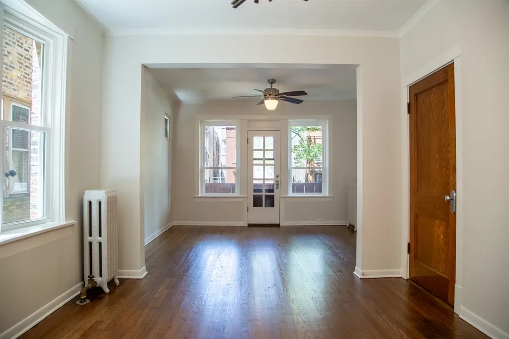 4727 West Schubert Avenue Chicago IL 60639