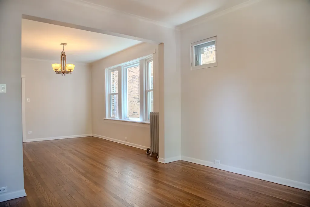4727 West Schubert Avenue Chicago IL 60639
