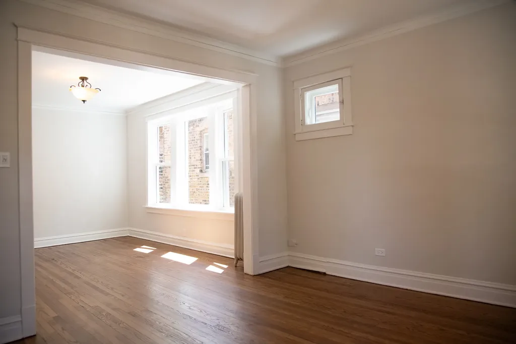 4727 West Schubert Avenue Chicago IL 60639