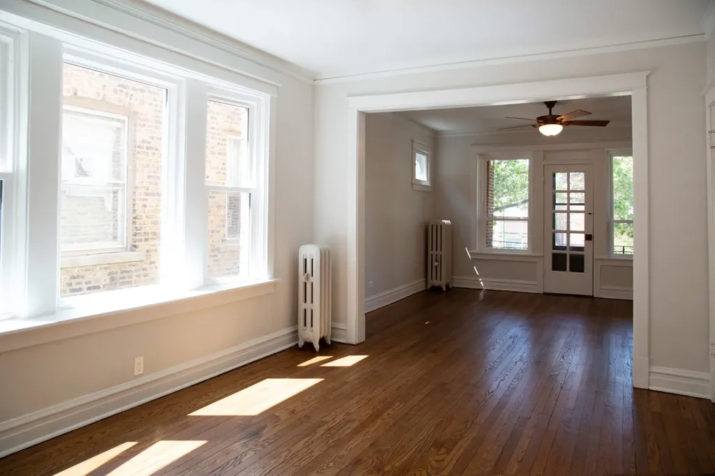 4727 West Schubert Avenue Chicago IL 60639