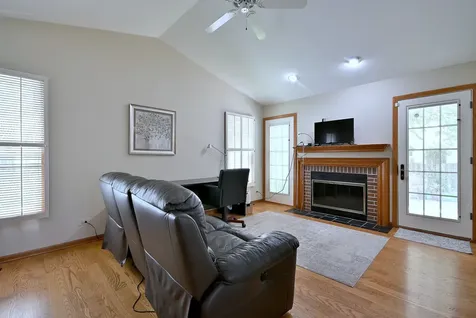 88 Jansen Lane Vernon Hills IL 60061