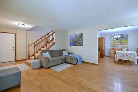 88 Jansen Lane Vernon Hills IL 60061