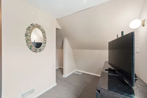 2407 Hermon Avenue Zion IL 60099
