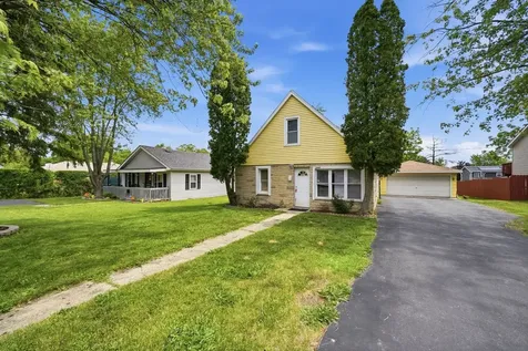 2407 Hermon Avenue Zion IL 60099