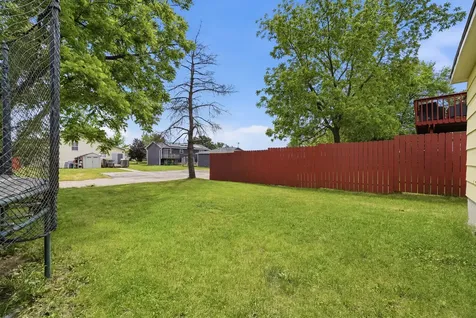 2407 Hermon Avenue Zion IL 60099