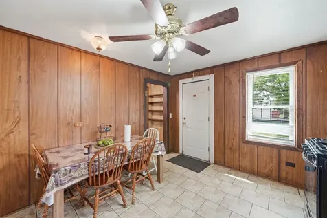 2407 Hermon Avenue Zion IL 60099