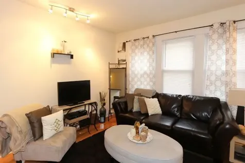 1738 West Altgeld Street Chicago IL 60614