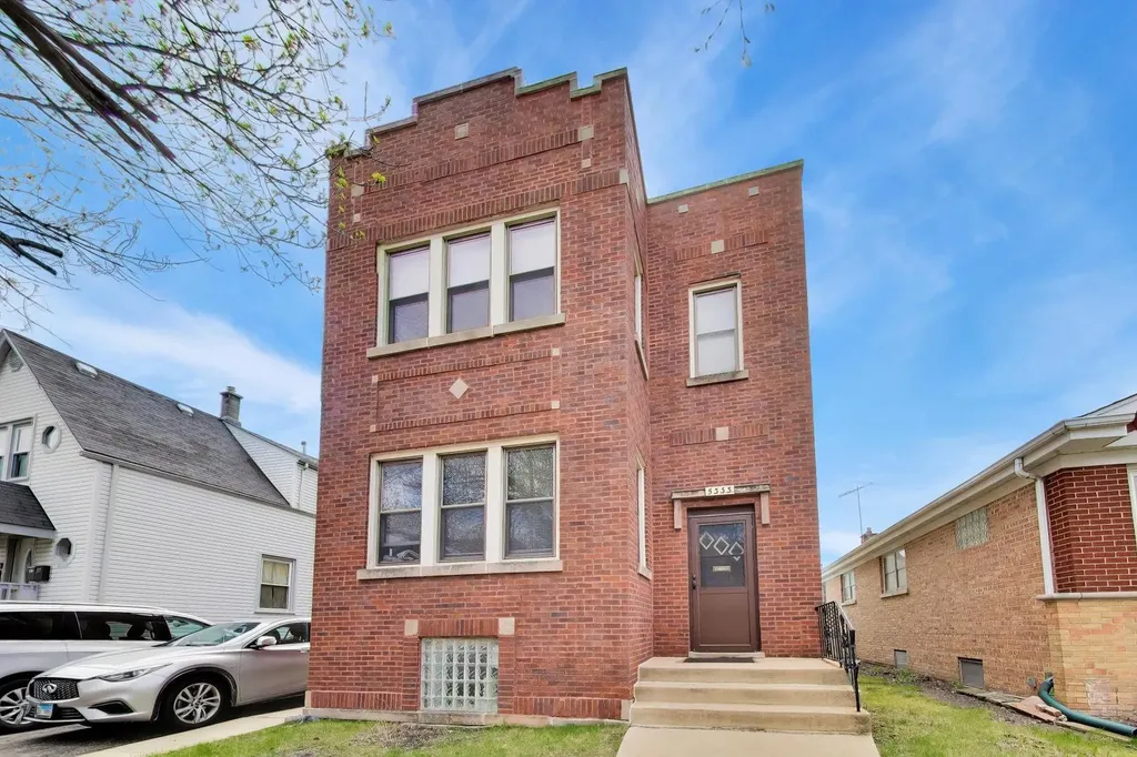 5333 West Foster Avenue Chicago IL 60630