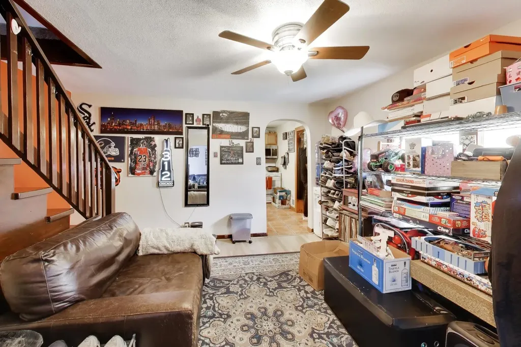 5333 West Foster Avenue Chicago IL 60630