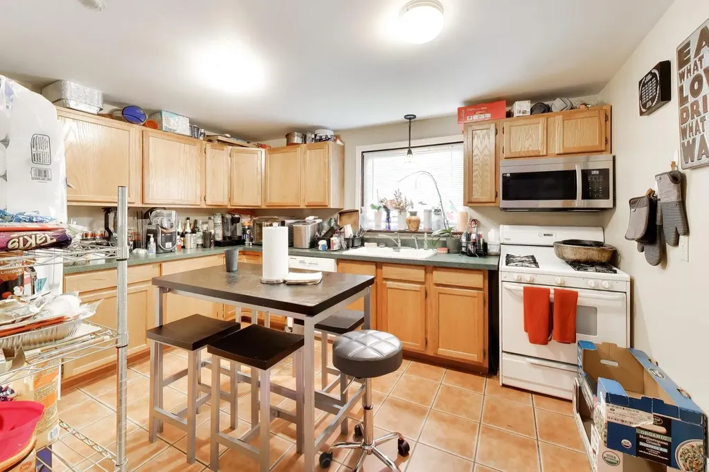 5333 West Foster Avenue Chicago IL 60630