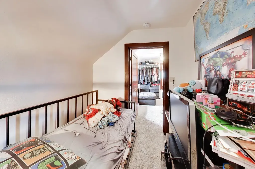 5333 West Foster Avenue Chicago IL 60630