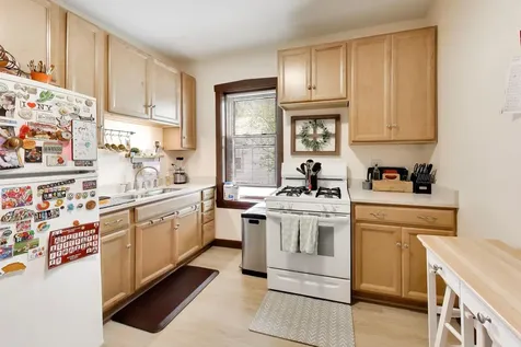 5333 West Foster Avenue Chicago IL 60630