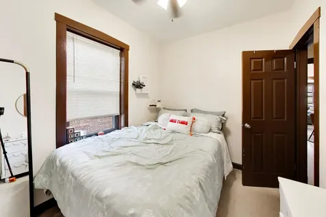 5333 West Foster Avenue Chicago IL 60630
