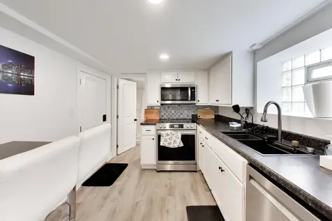 5333 West Foster Avenue Chicago IL 60630