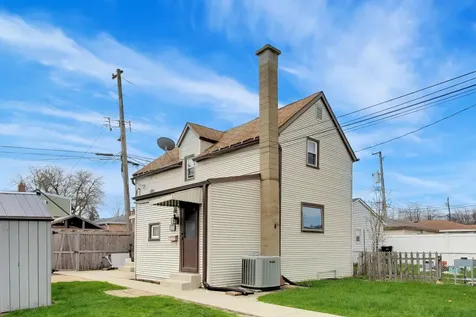 5333 West Foster Avenue Chicago IL 60630