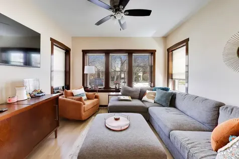 5333 West Foster Avenue Chicago IL 60630