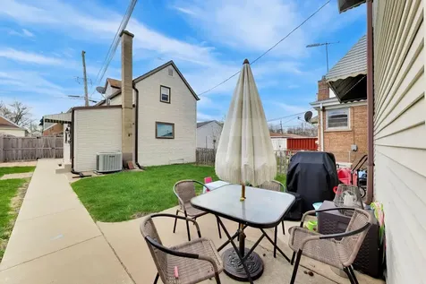 5333 West Foster Avenue Chicago IL 60630
