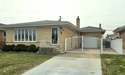 8517 West Carmen Avenue Chicago IL 60656