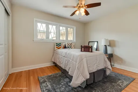 8517 West Carmen Avenue Chicago IL 60656