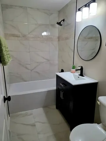 8517 West Carmen Avenue Chicago IL 60656