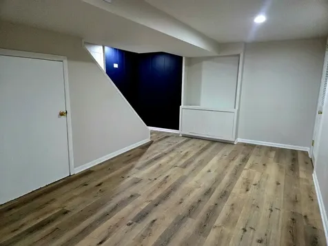 8517 West Carmen Avenue Chicago IL 60656