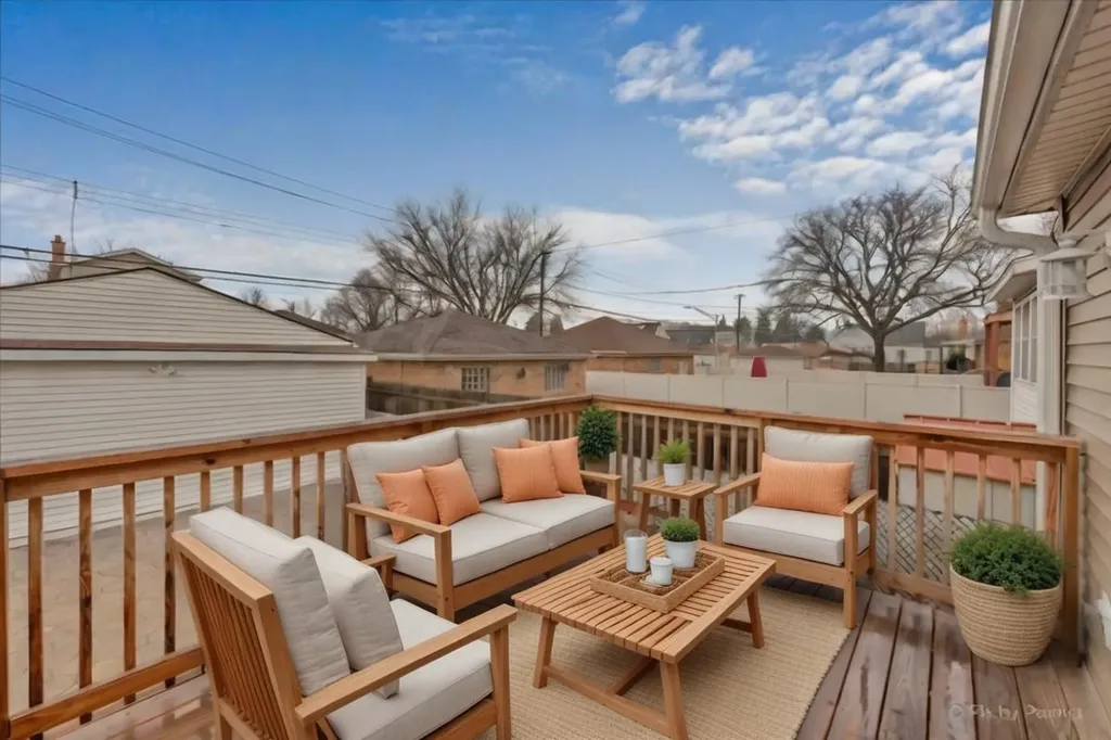 5252 North Mulligan Avenue Chicago IL 60630