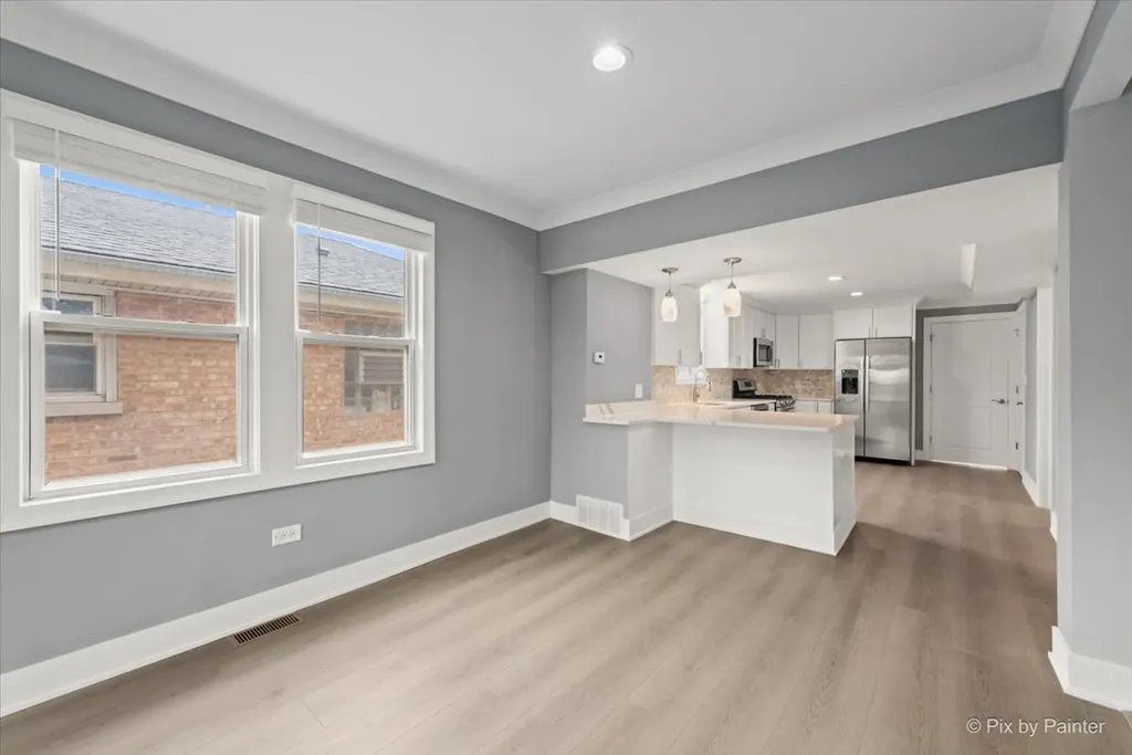 5252 North Mulligan Avenue Chicago IL 60630