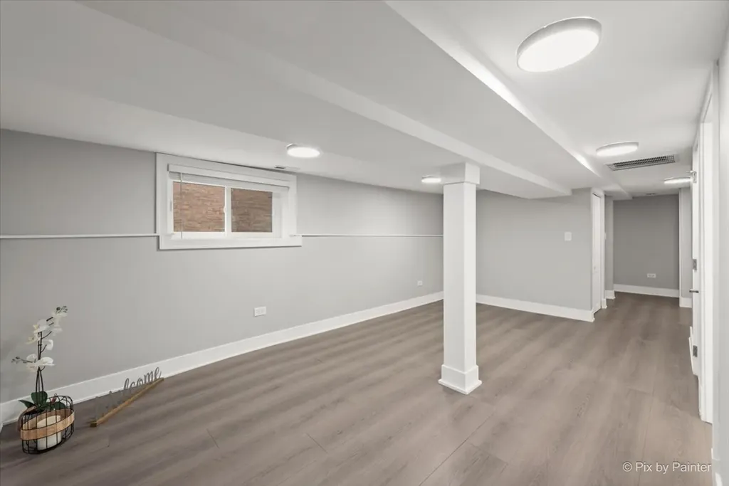 5252 North Mulligan Avenue Chicago IL 60630