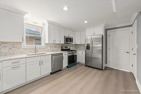 5252 North Mulligan Avenue Chicago IL 60630