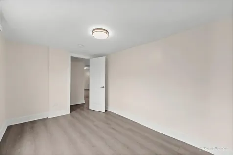 5252 North Mulligan Avenue Chicago IL 60630