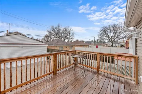 5252 North Mulligan Avenue Chicago IL 60630