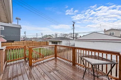5252 North Mulligan Avenue Chicago IL 60630