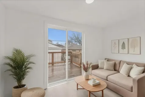 5252 North Mulligan Avenue Chicago IL 60630