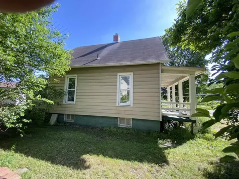 1011 Lincoln Street Galesburg IL 61401