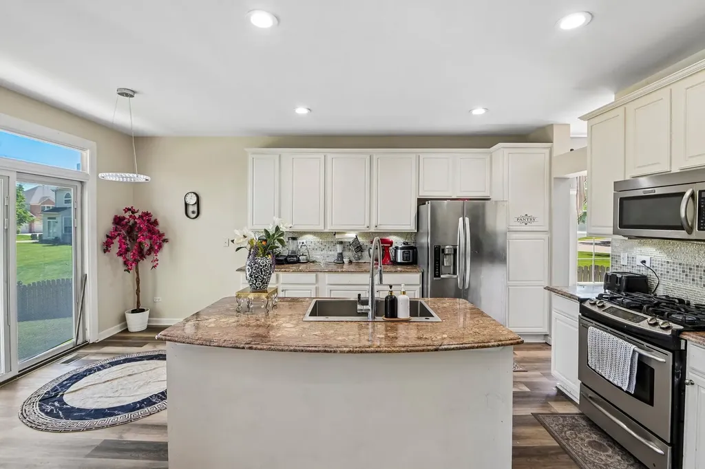 2154 Muirfield Trail Bolingbrook IL 60490