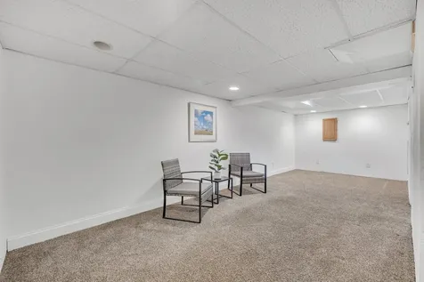 542 21ST Avenue Moline IL 61265