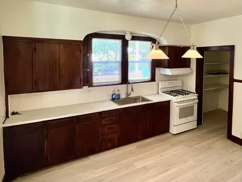 112 West Grant Street Streator IL 61364