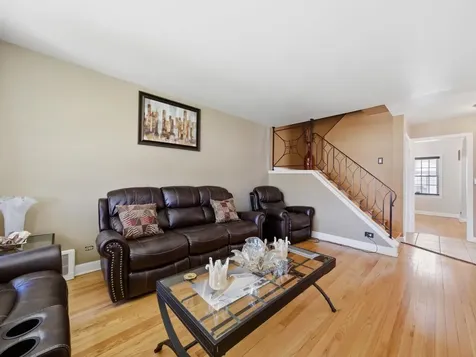 2541 South 14th Avenue Broadview IL 60155