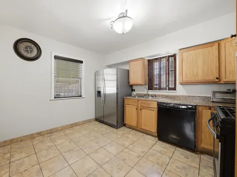 2541 South 14th Avenue Broadview IL 60155