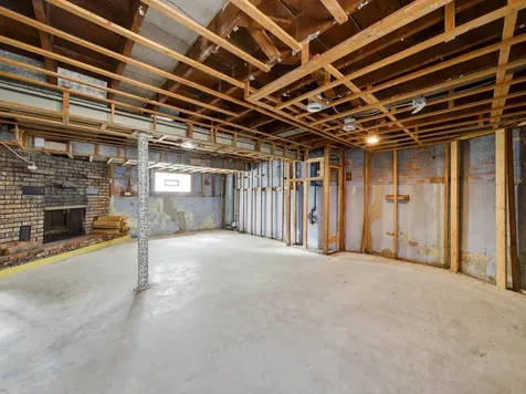 2541 South 14th Avenue Broadview IL 60155