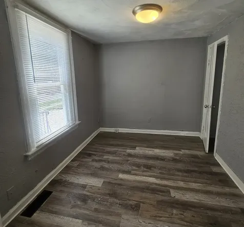 218 Oakwood Avenue Rockford IL 61101