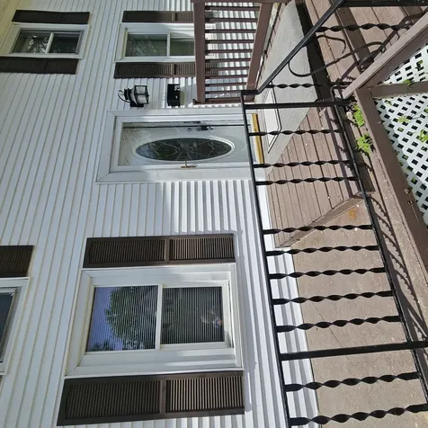 218 Oakwood Avenue Rockford IL 61101