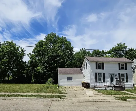 218 Oakwood Avenue Rockford IL 61101