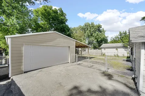 2429 Garden Street Joliet IL 60435