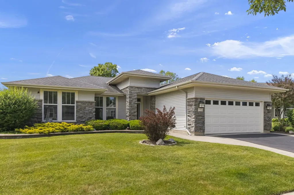 12981 Bull Ridge Drive Huntley IL 60142